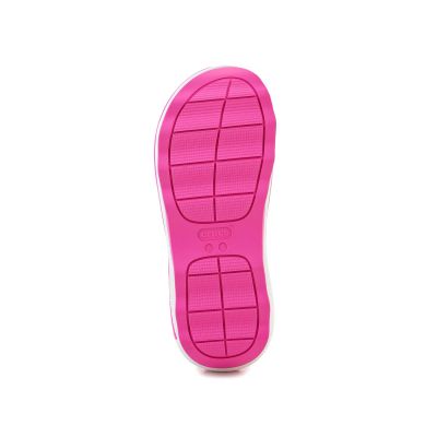 8. Klapki Crocs Mega Crush Triple Strap 209842-6TW 