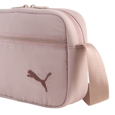 4. Torebka Puma Her Crossbody różowa 92184 06