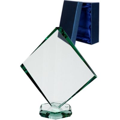 8. Trofeum szklane z etui