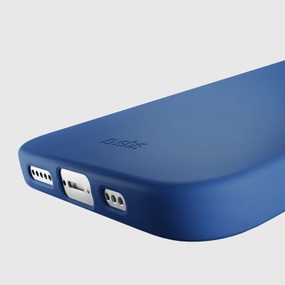 8. Etui SBS Instinct na iPhone 16e / 17e - niebieskie