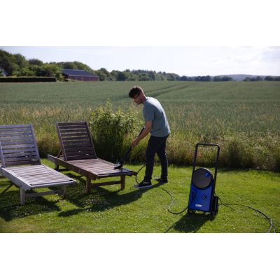 9. NILFISK Myjka CORE 140-8 In Hand Powercontrol - CAR