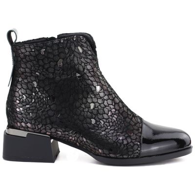 2. Skórzane botki damskie na obcasie czarno srebrne D&A S.Barski LZ62-2043