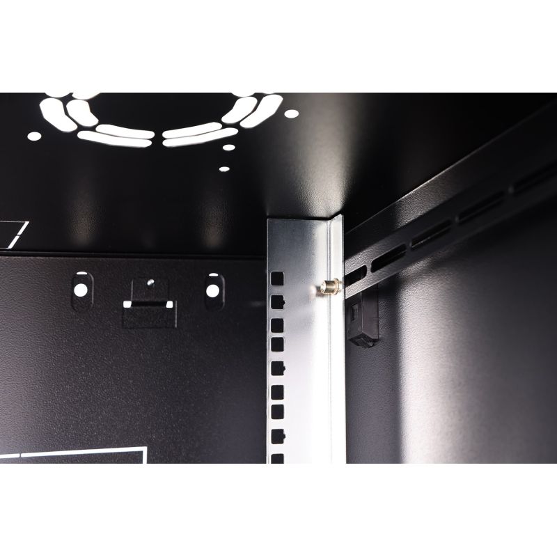 5. Digitus Obudowa naścienna z serii Dynamic-N - 600x600 mm (WxD), niezamontowana