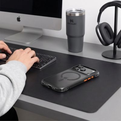 9. Etui Tech-Protect MagAir MagSafe CC na iPhone 18 Pro Max / 17 Pro Max - czarne matowe