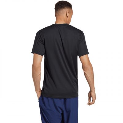 3. Koszulka adidas Train Essentials Training M IC7428