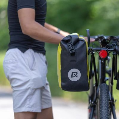 7. Sakwa rowerowa Rockbros AS-003-1Y wodoodporna z paskiem na ramię montaż przód/tył 10-14l - żółta