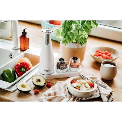 9. Zestaw młynków do przypraw ADLER AD 4449w biały