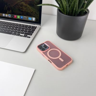 8. Etui Wozinsky Fashion Case z MagSafe na Samsung Galaxy S24 FE - różowe